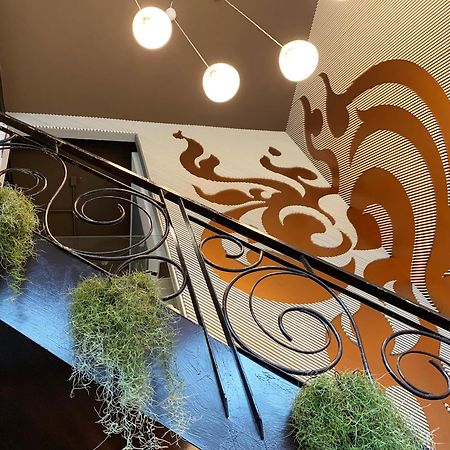 Susu Khaosan Hostel バンコク都 エクステリア 写真